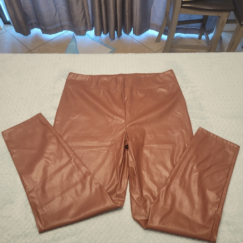 NEW JOLIE & JOY BROWN FAUX LEATHER LEGGINGS-SIZE XL-NWT - Picture 7 of 16